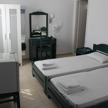 Mare Blue Ios Hotel Екстериор снимка