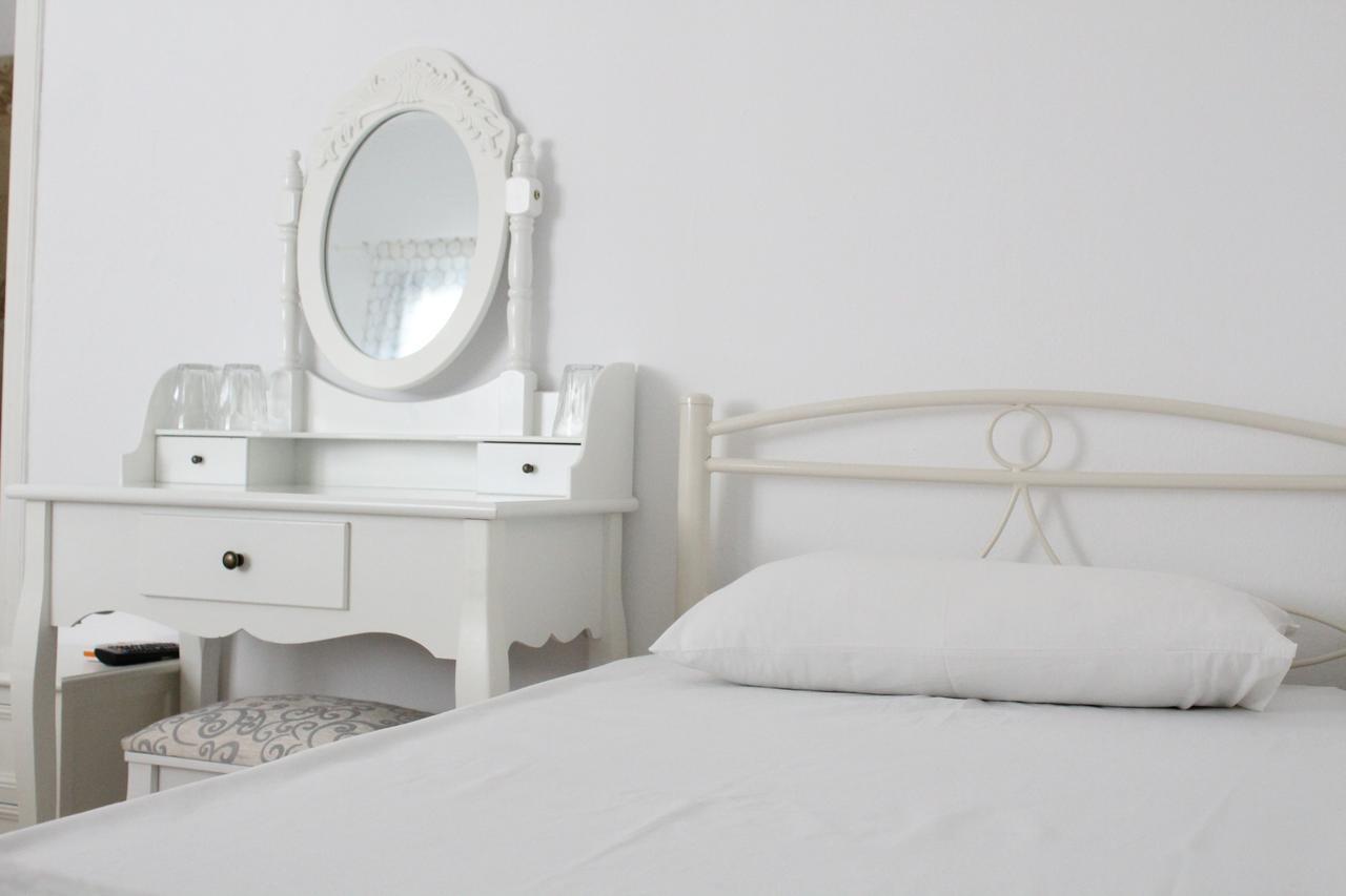 Mare Blue Ios Hotel Екстериор снимка